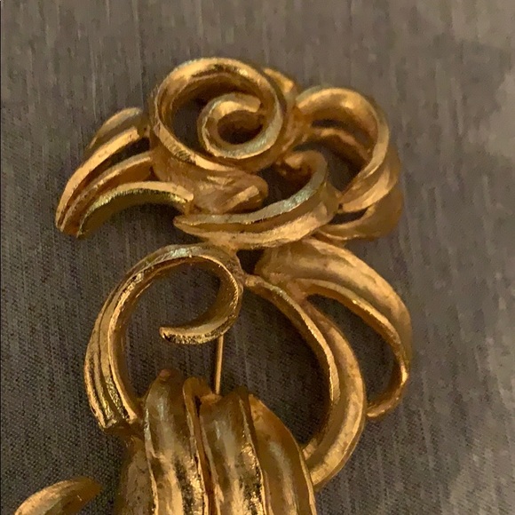 ORENA PARIS VINTAGE GOLD TONE BROOCH PIN - Picture 8 of 9